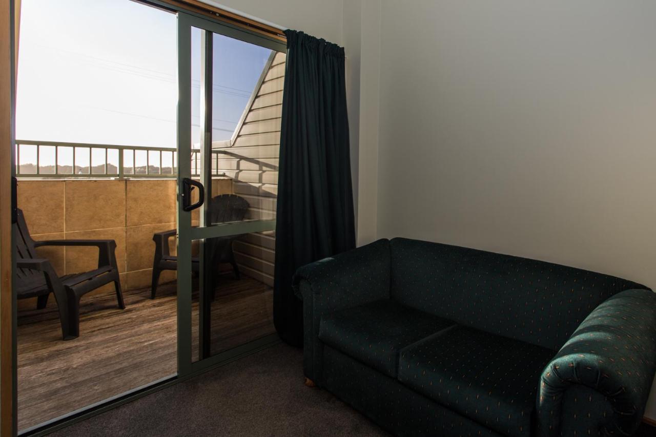 Haast Beach Motel Екстериор снимка