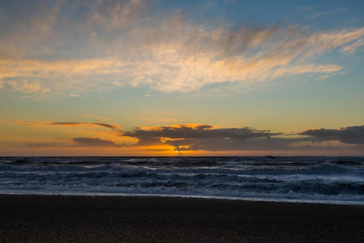 Haast Beach Motel Екстериор снимка